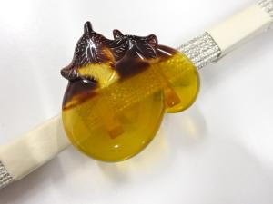 未使用品　本鼈甲帯留め・正絹手組三分紐セット